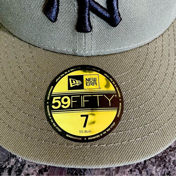 59FIFTY New Era-New York Hat Size 7 - Picture 2 of 10
